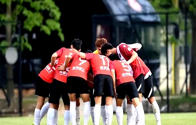 蜂鸟竞技- 志愿军180师惨败真相