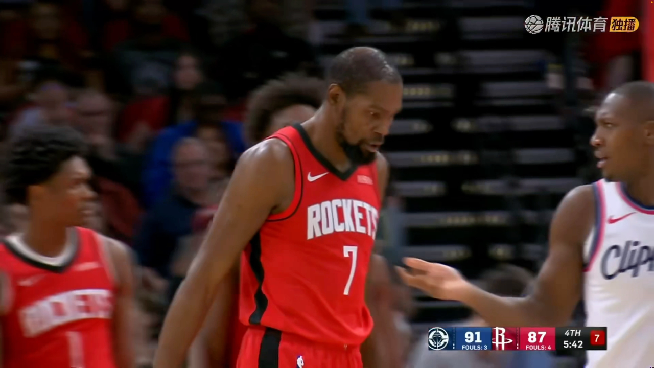 蜂鸟电竞-包含杜兰特赛事官方发布关键助攻新规，快船争议不断！的词条